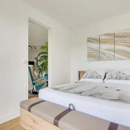 Paris Luxury Apartment With Eiffel Tower View, 1 Min Metro, Parking Exterior photo