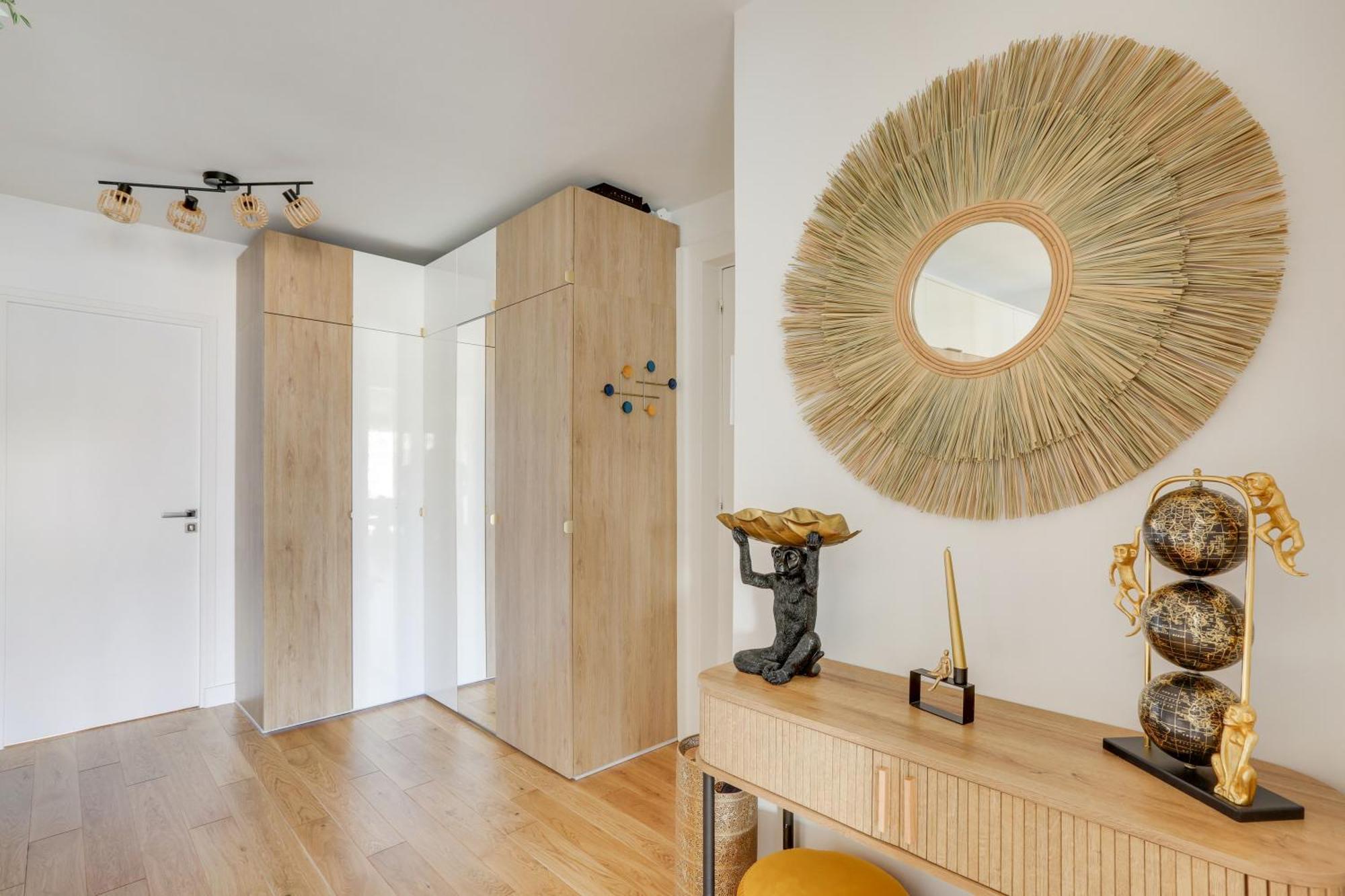 Luxury With Eiffel Tower View, 1 Min Metro, Parking Appartement Parijs